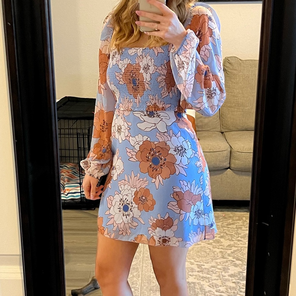 Blue floral Aritizia Dress